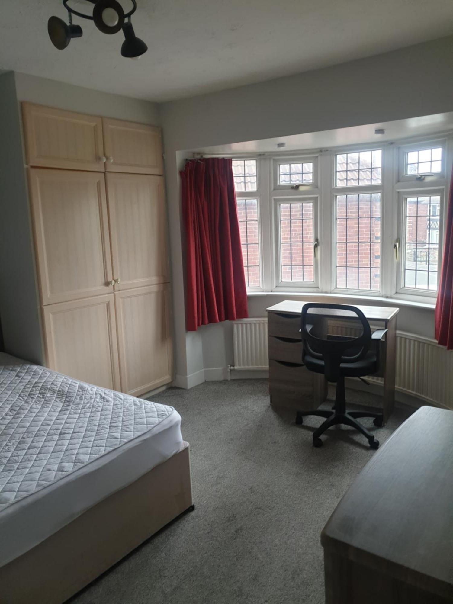 לידס Mother-In-Law Guest House Hotel Leeds מראה חיצוני תמונה