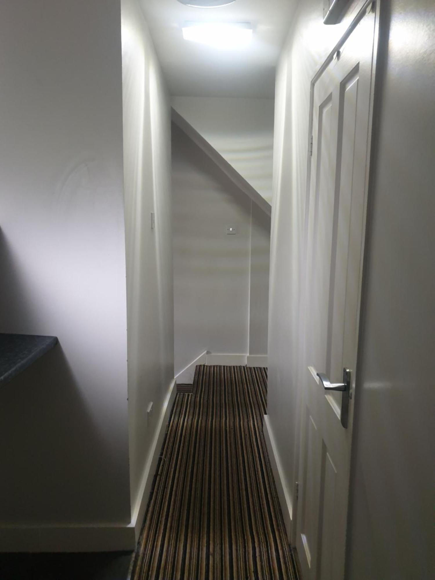 לידס Mother-In-Law Guest House Hotel Leeds מראה חיצוני תמונה